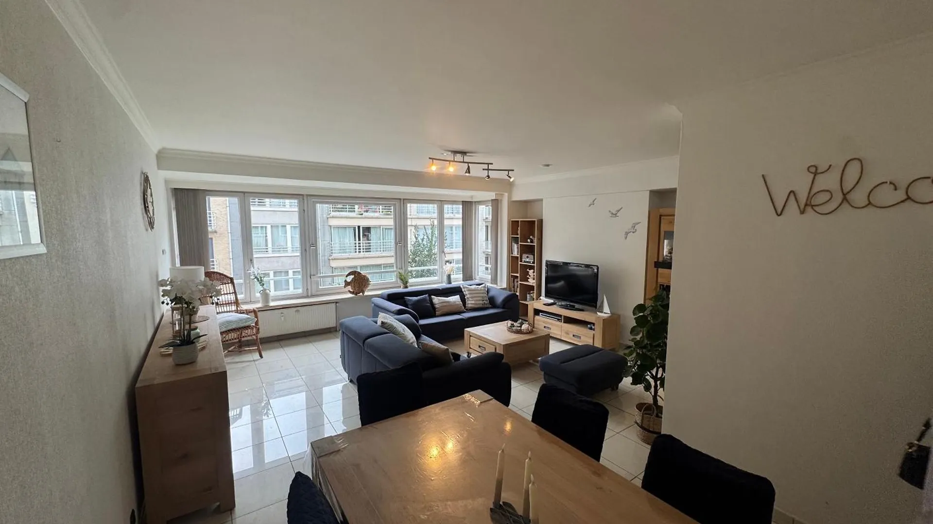 Apartment Appartement Spacieux & Familial A 400M De La Plage D'Ostende 2 Chambres Avec Patio By La Conciergerie